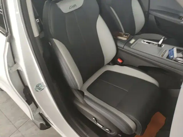 Geely Boyue L — Фото автомобиля 24