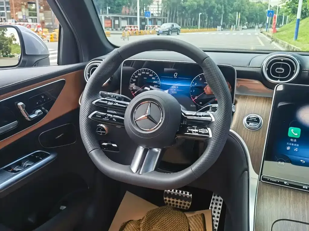Mercedes-Benz Mercedes-Benz GLC 2025 GLC 300 L 4MATIC Dynamic 5-seater — Фото автомобиля 12