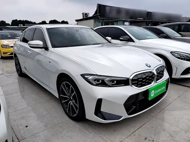 BMW 3 Series — Фото автомобиля 3