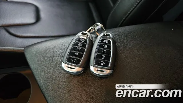 Hyundai AVANTE Avante (CN7) — Фото автомобиля 16