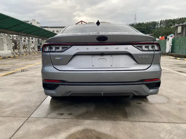 Ford Mondeo — Фото автомобиля 5