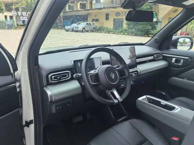Baojun Yep Plus — Фото автомобиля 13