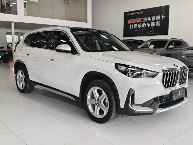 BMW X1 — Фото автомобиля 3