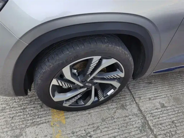 Geely Xingyue L — Фото автомобиля 22