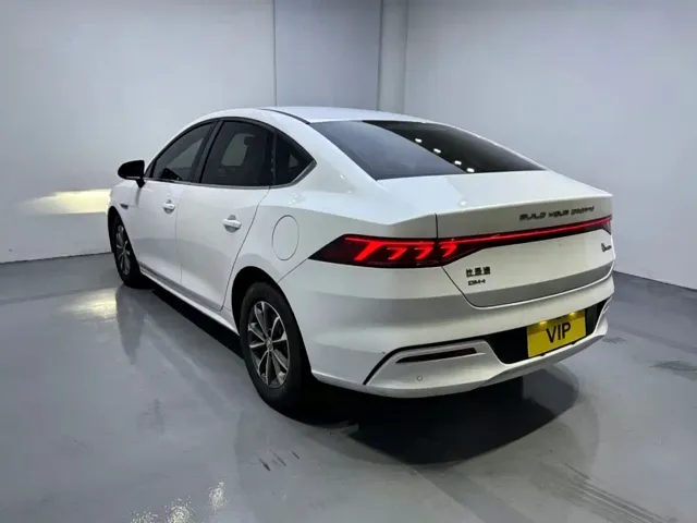 BYD Qin PLUS — Фото автомобиля 4