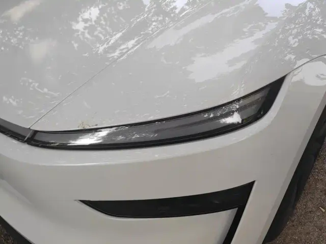 Tesla Model Y — Фото автомобиля 5