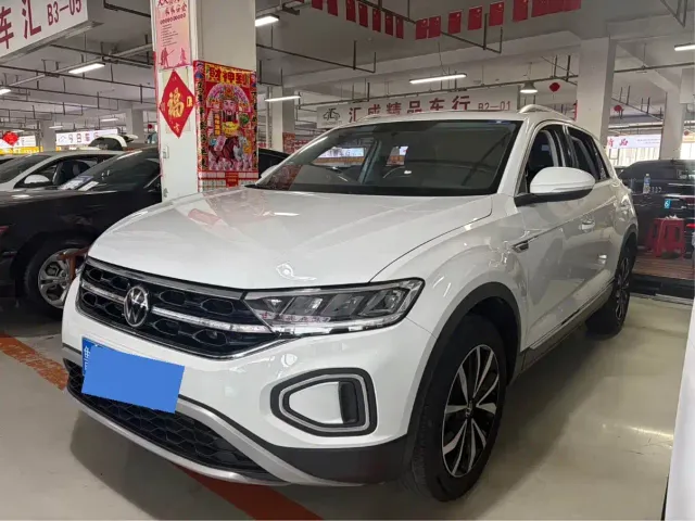 Фотография автомобиля — Volkswagen T-Roc