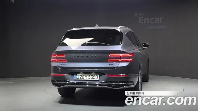 Genesis GV80 — Фото автомобиля 4