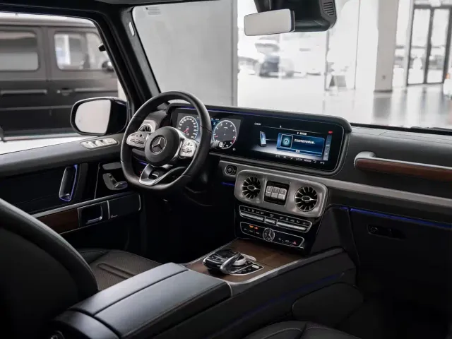 Mercedes-Benz G-Class — Фото автомобиля 14
