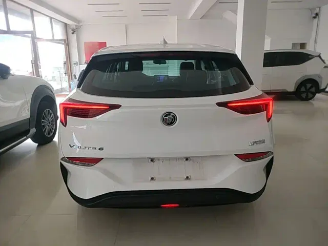 Buick Velite 6 — Фото автомобиля 5