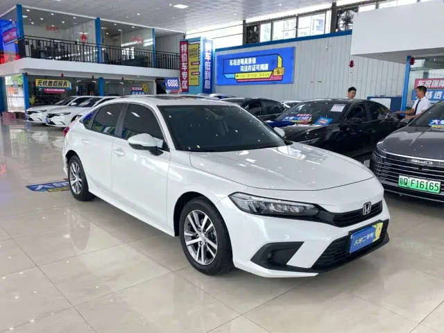 Honda Civic — Фото автомобиля 3