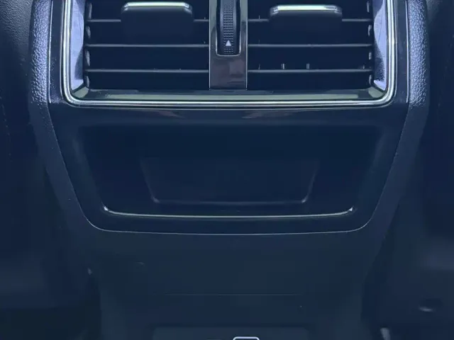 Škoda Karoq 2021 TSI280 Luxury Edition — Фото автомобиля 12