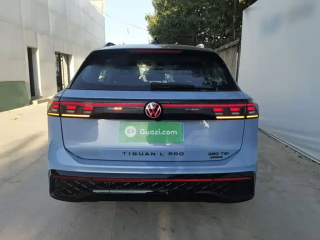 Volkswagen Tiguan L — Фото автомобиля 5