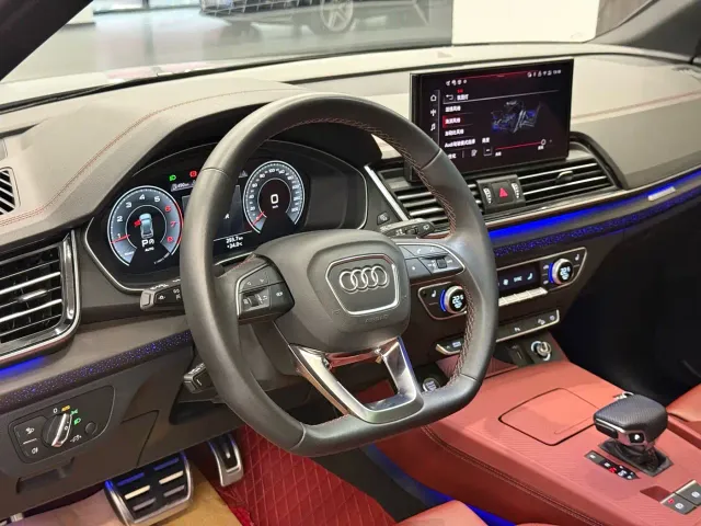 Audi Q5L — Фото автомобиля 6
