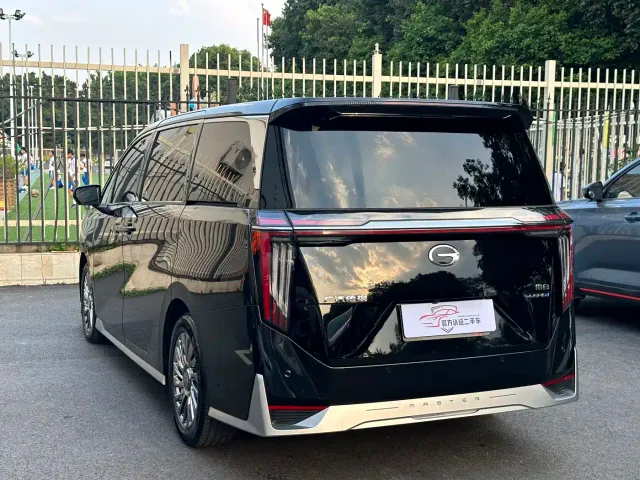 GAC Trumpchi M8 — Фото автомобиля 7