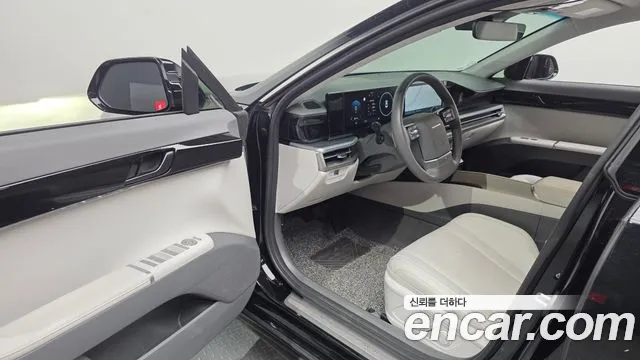 Hyundai Grandeur Grandeur (GN7) 3.5 Бензин 2WD — Фото автомобиля 10