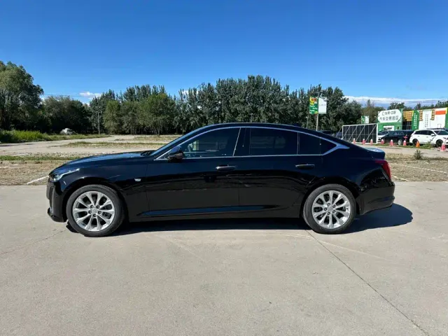 Cadillac CT5 — Фото автомобиля 7