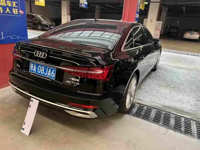 Audi A6L — Фото автомобиля 2