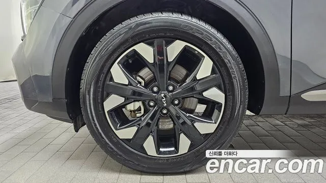 Kia Sportage Sportage 5-е поколение Бензин 1.6 турбо 2WD — Фото автомобиля 5