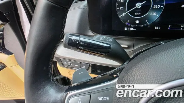 Kia Carnival 4th Gen — Фото автомобиля 28