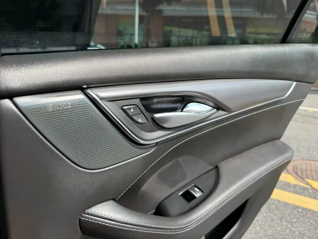 Cadillac CT5 — Фото автомобиля 27