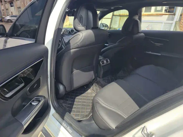 Mercedes-Benz C-Class — Фото автомобиля 11