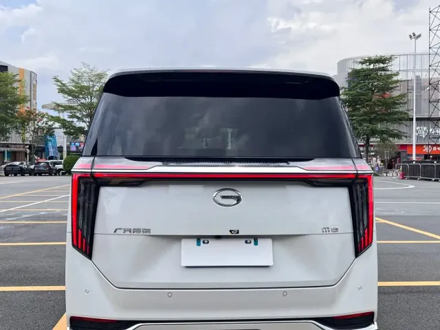 GAC Trumpchi M8 — Фото автомобиля 5