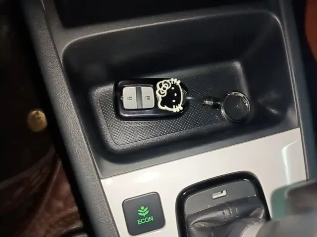 Honda Fit — Фото автомобиля 8
