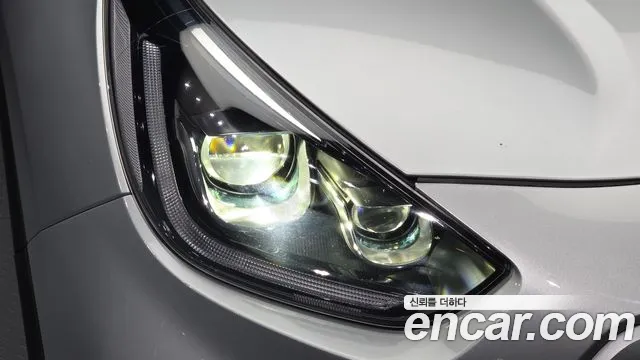 Kia Niro — Фото автомобиля 7
