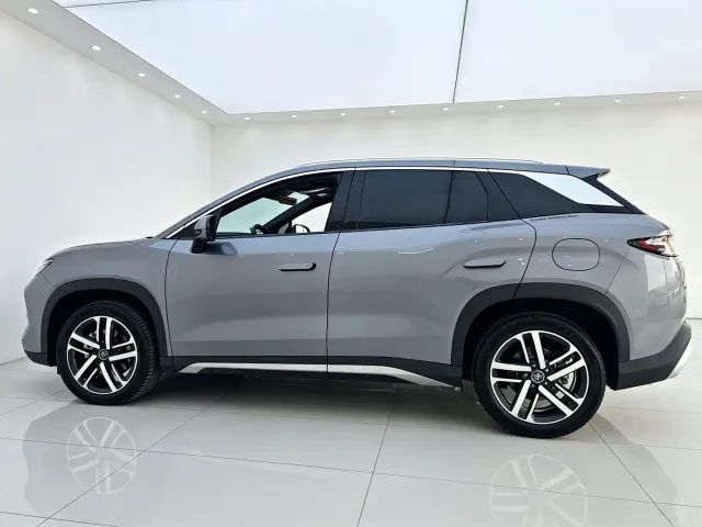 BYD Song L DM-i — Фото автомобиля 29