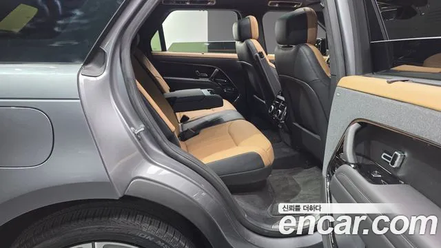 Land Rover Range Rover Sport — Фото автомобиля 7