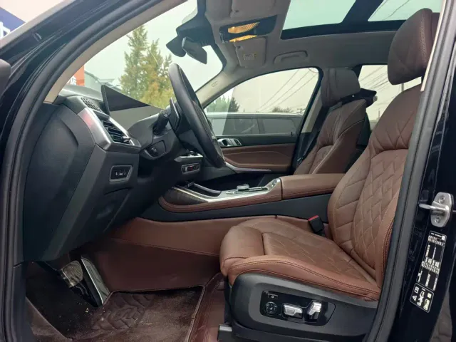 BMW X7 — Фото автомобиля 6