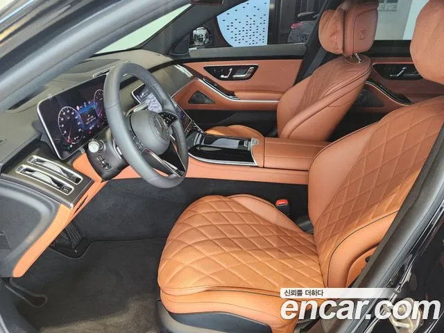Mercedes-Benz S-Class — Фото автомобиля 16