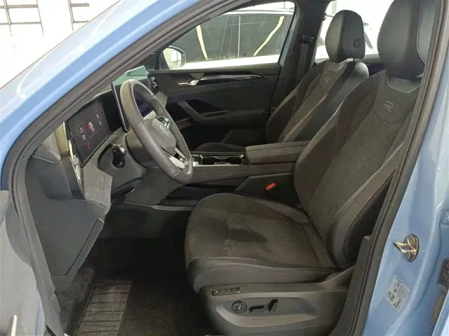 Volkswagen Tiguan L — Фото автомобиля 14