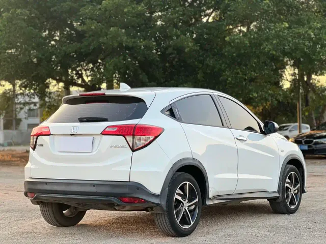 Honda Vezel — Фото автомобиля 15