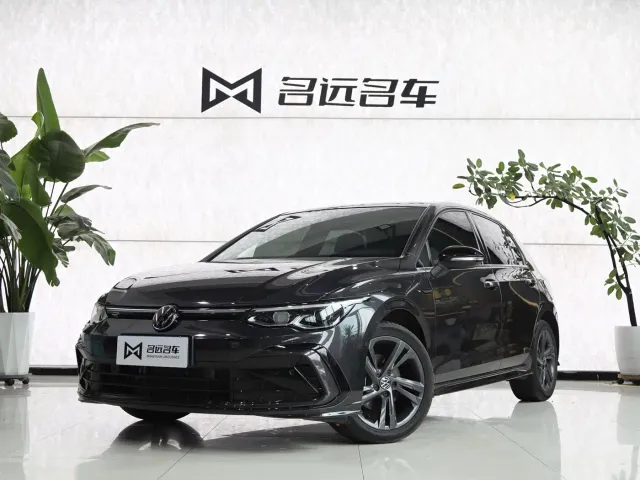 Фотография автомобиля — Volkswagen Golf