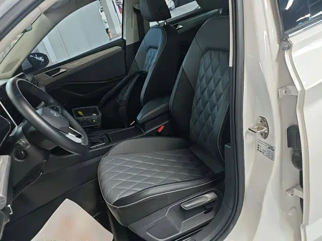 Volkswagen Sagitar — Фото автомобиля 14
