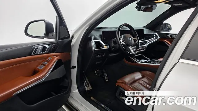 BMW X7 G07 — Фото автомобиля 15