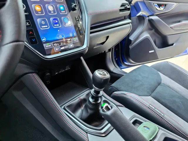 Subaru WRX — Фото автомобиля 10
