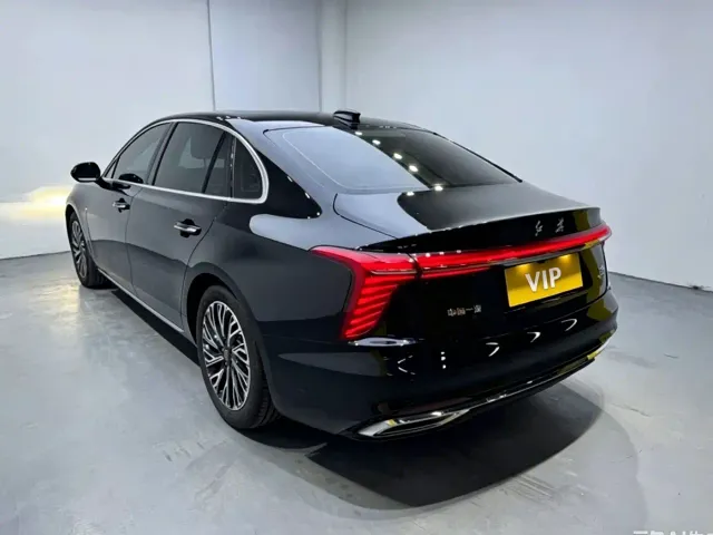 Hongqi H5 — Фото автомобиля 5