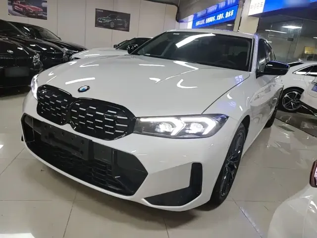 Фотография автомобиля — BMW 3 Series