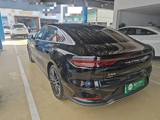BYD Han — Фото автомобиля 4