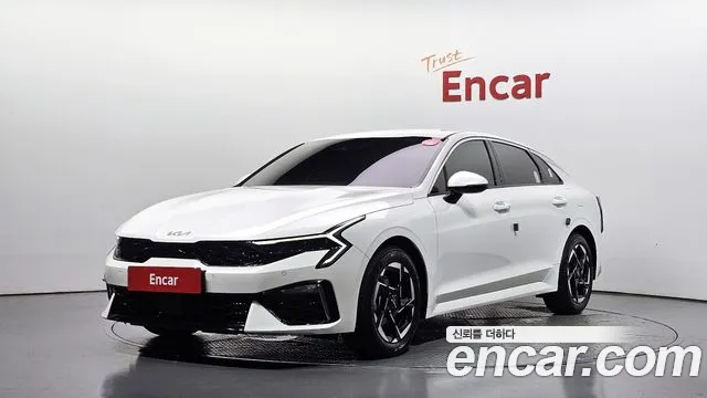Фотография автомобиля — Kia K5 Generation 3