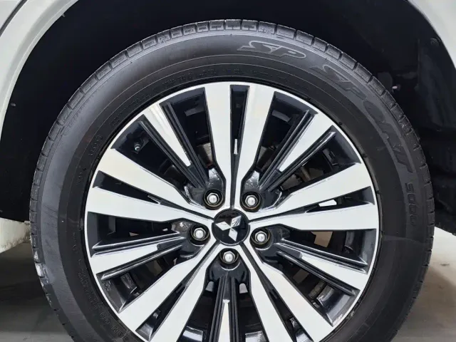 Mitsubishi Outlander — Фото автомобиля 15