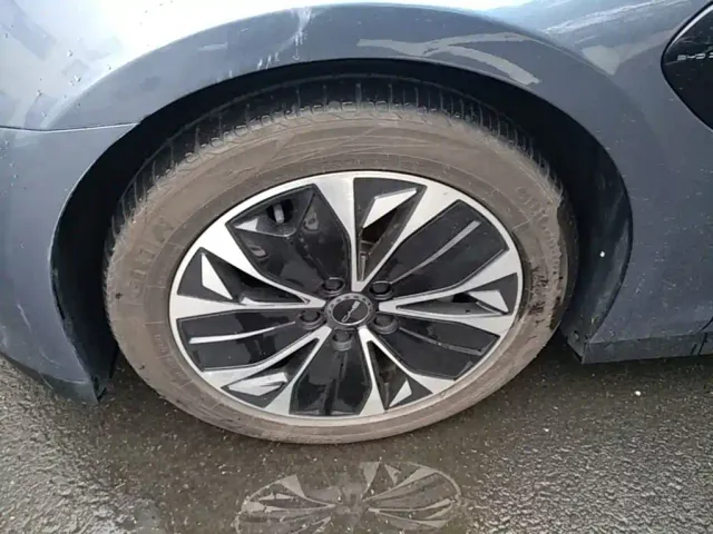 BYD Seal — Фото автомобиля 22
