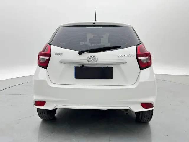 Toyota Vios FS — Фото автомобиля 5