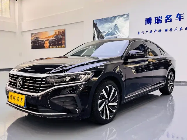 Volkswagen Passat — Фото автомобиля 2