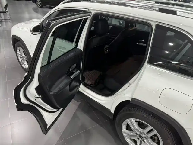 Mercedes-Benz GLB-Class — Фото автомобиля 15