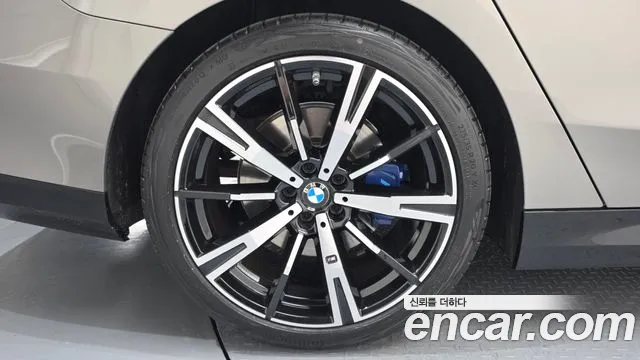 BMW 5-Series 5 серия (G60) 530i xDrive M Sport — Фото автомобиля 5