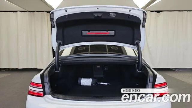Genesis G80 RG3 — Фото автомобиля 26